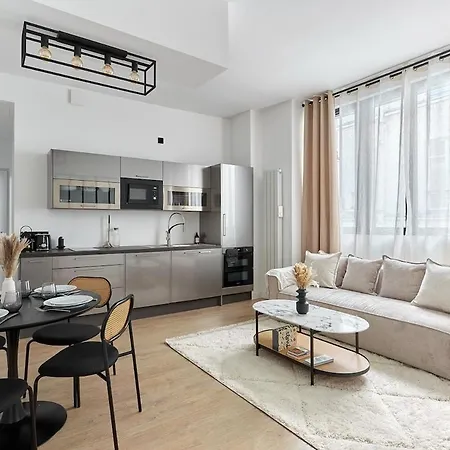 Center Of Bastille By Studioprestige Appartamento *